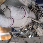 Китай праща астронавти за довършителни дейности по орбиталната има станция