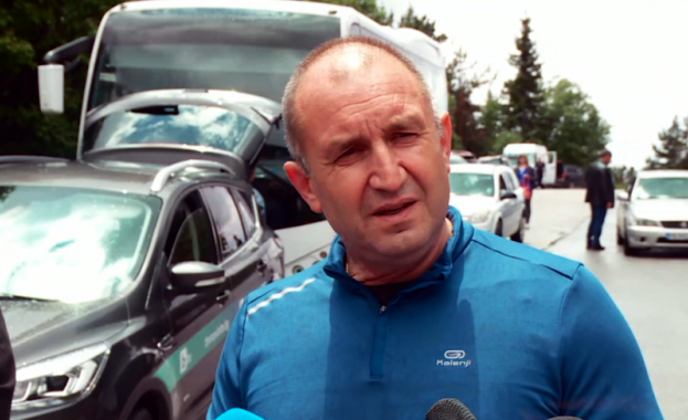 Вчера гледахме поредния скеч на премиера който се опита да