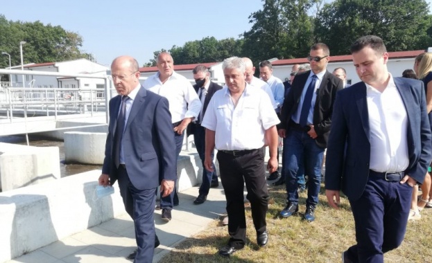 Борисов откри обхода на Поморие и пречиствателната станция в Китен 
