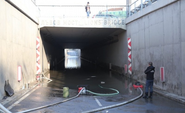 Между 50 и 60 литра на квадратен метър дъжд са