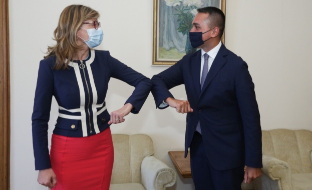 Двамата обсъдиха мерките за борба с коронавируса и възстановяването на