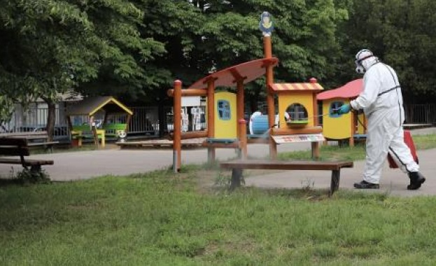 Няма места за над 10 хиляди деца в детските градини в София Няма места за над 10 хиляди деца в детските градини в София