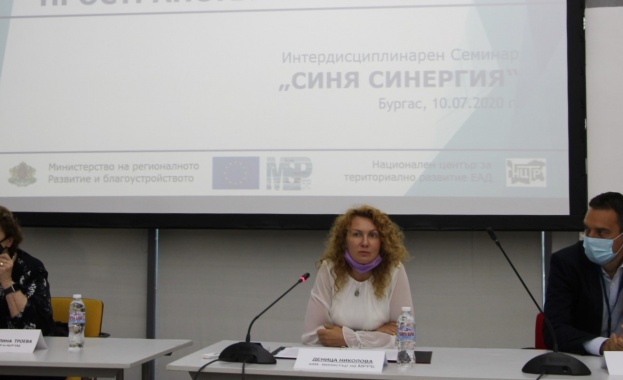 Зам.-министър Николова: С морския пространствен план целим опазването на Черноморието
