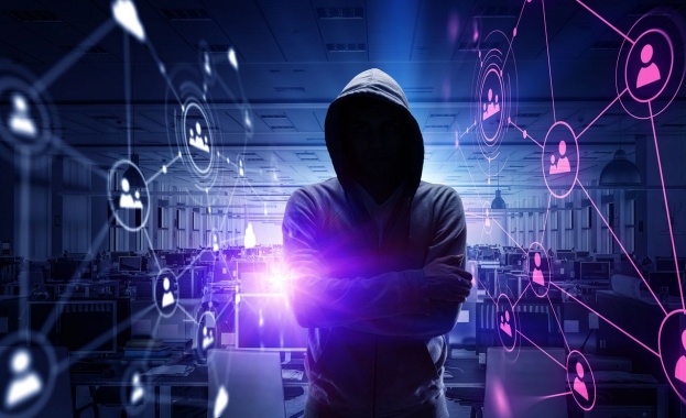 15 милиарда откраднати акаунти от различни услуги като се