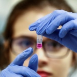 Руската ваксина срещу COVID-19 вече е в болниците 