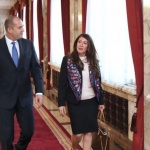 Вътрешно-политическият мач Борисов-Радев вече има нов рефер