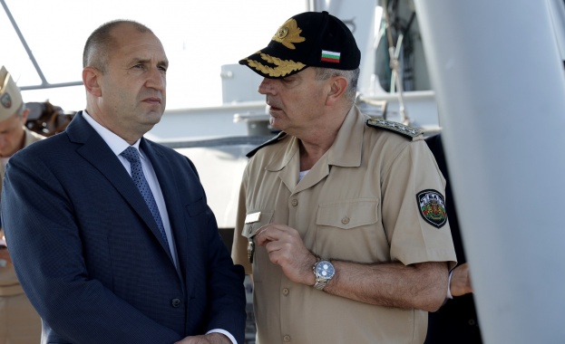 Президентът и върховен главнокомандващ на Въоръжените сили Румен Радев присъства