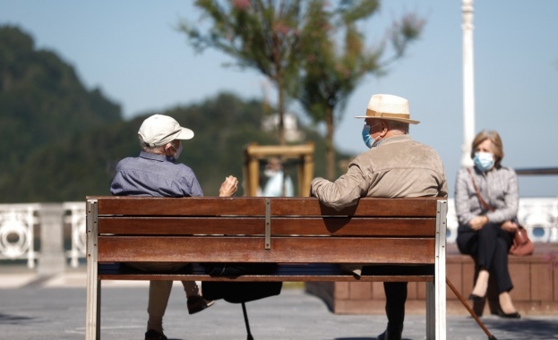 Българите все по-трудно се пенсионират 