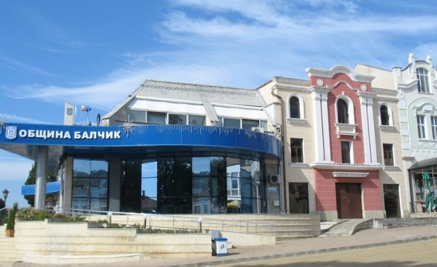 Да се опрости дължимия туристически данък в размер на 50