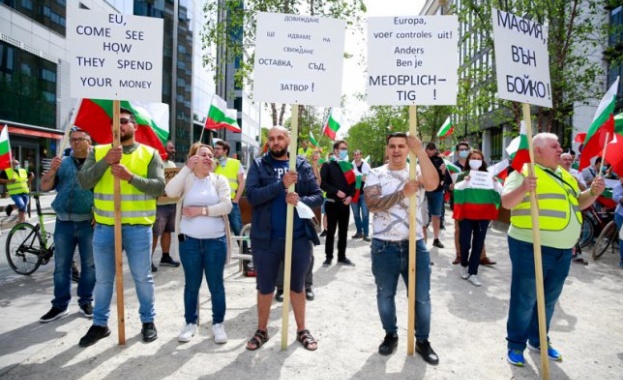 Неговият дядо комунист не е дал възможност някога ние да