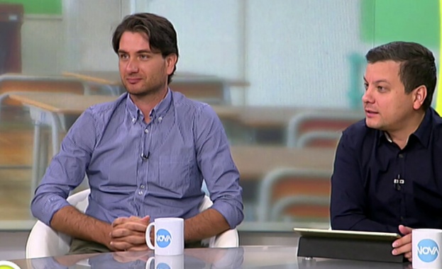 Темата коментират Боян Томов организатор на конференцията Образование от