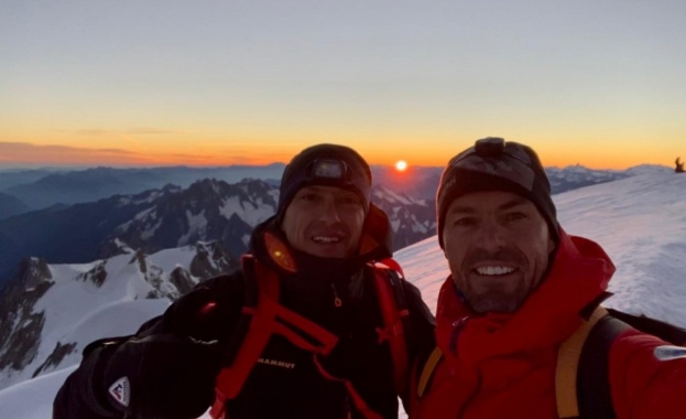 Бившият национал Христо Янев изкачи Монблан 05 54 на върха съобщиха