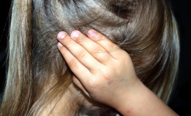 3-годишното момиченце от Перник, което снощи бе отнето от майка