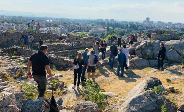 Приятели и почитатели на големия музикант със световна слава