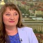 Сачева за заседналия кораб: Радев, министрите Ви се провалят!