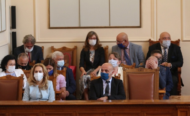 Последните събития в България и днешния вот на недоверие на