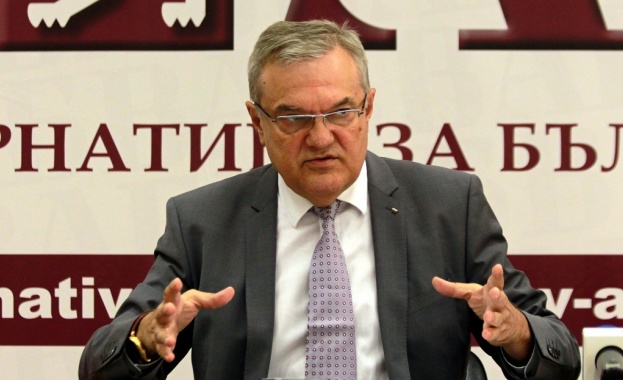 С изритването на финансовия министър Владислав Горанов министър председателя Борисов очевидно