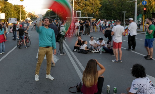 На протестите миналата вечер е възникнало напрежение между водачи и