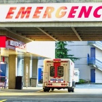 Най-малко 18 души бяха ранени, а двама са загинали, след като самолет проби покрива на сграда в Калифорния