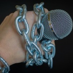 Само тоталитарни режими забраняват медии