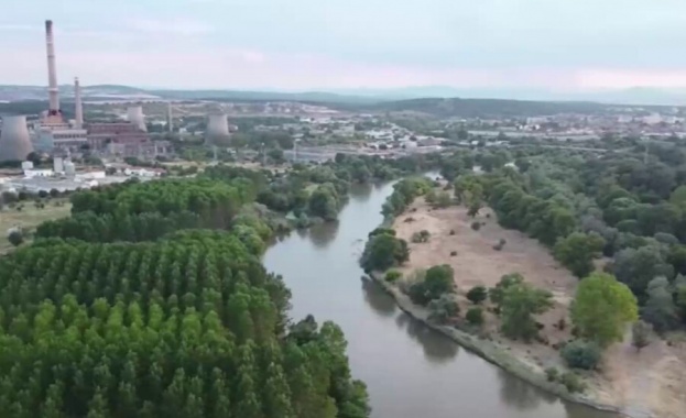 Пробите от водата взети по поречието на река Марица са