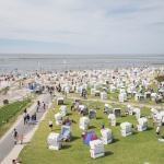 Германците се устремиха към плажовете на Балтийско море напук на страха от COVID