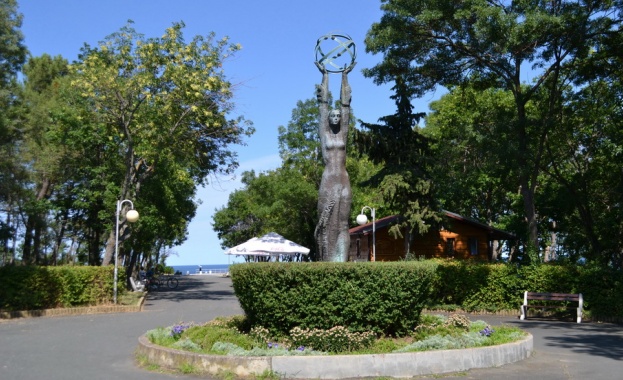 Пълни са хотелите в Приморско и Царево 