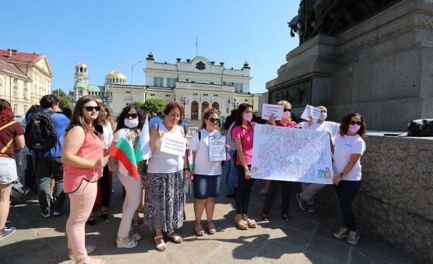 Туристическият бранш поиска повече пари от държавата
