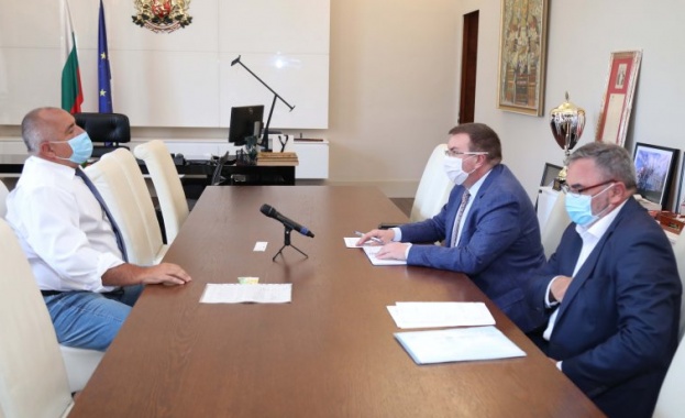 Болниците и медицинските екипи остават в пълна готовност за лечение