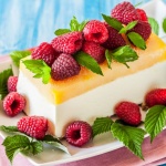 Родени на 11 март