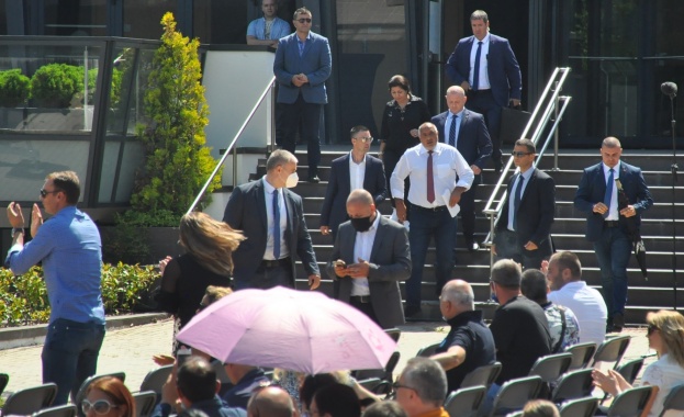 Бойко Борисов е готов да си тръгне ако хората не