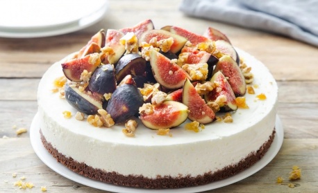 Родени  на  24 януари  