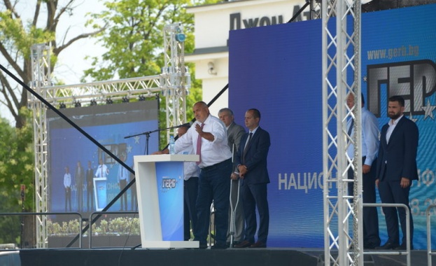 Блокират магистралите и метрото защото ги построихме заяви пред активисти