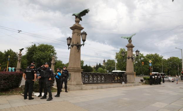 Конфедерацията на работодателите и индустриалците в България подкрепи вдигането на