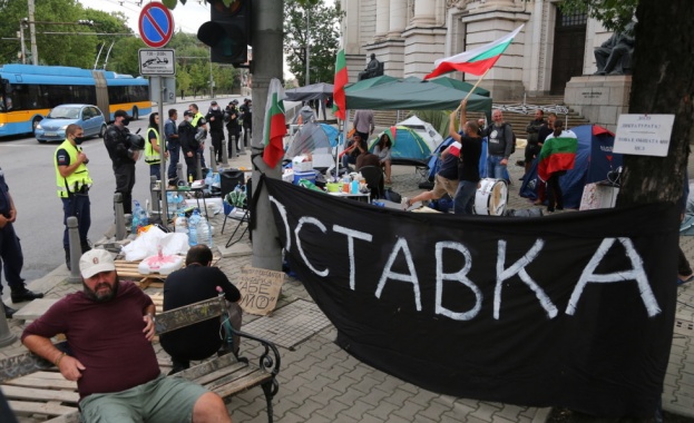 Само с подкрепата на всички можем да запазим достойната си