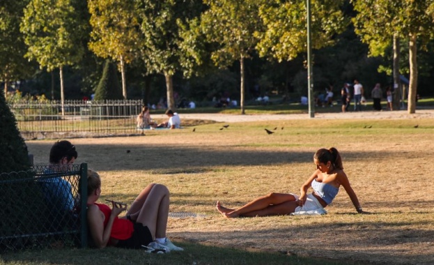 За втори пореден уикенд в редица държави в Западна Европа