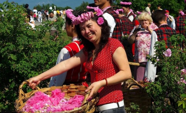 От началото на пандемията поръчките към розопроизводителите от преработвателите рязко