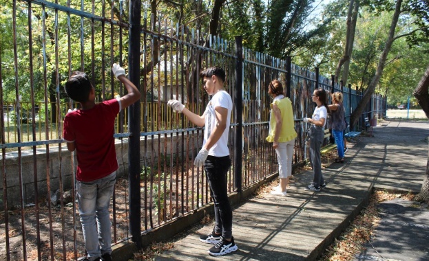 Община Ямбол отбеляза Международния ден на младежта с поредица от