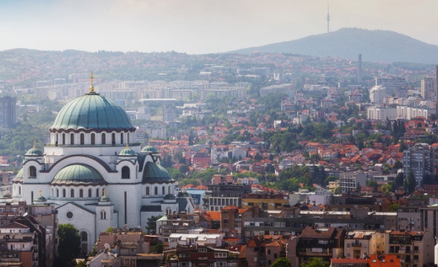 Тринадесет ранени при сблъсък между два влака в Белград предаде