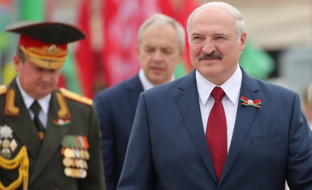 Президентът на Беларус Александър Лукашенко нареди да се прехвърлят допълнителни