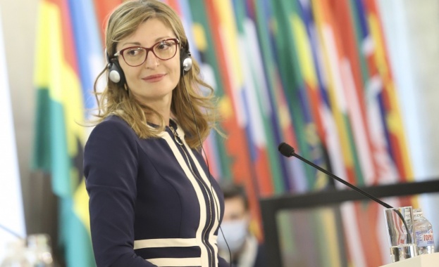 Имаме демократични процедури Имаме парламент той е този който може