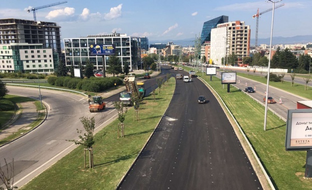 От 16 август неделя се възстановява движението по обновения участък