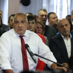 Хранителната верига държи Борисов на власт 