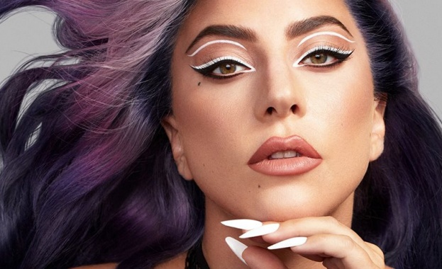 Лейди Гага на 40