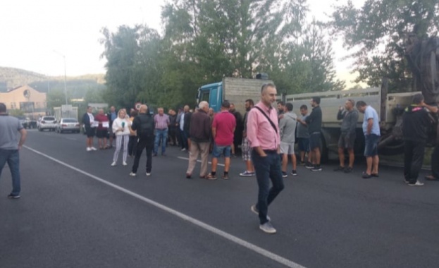 Превозвачи на протест, търпят загуби заради затворения пункт "Илинден"