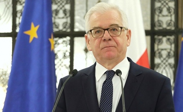 Полският външен министър Яцек Чапутович подаде оставка Това съобщиха на