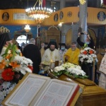 Изпратиха митрополит Амвросий