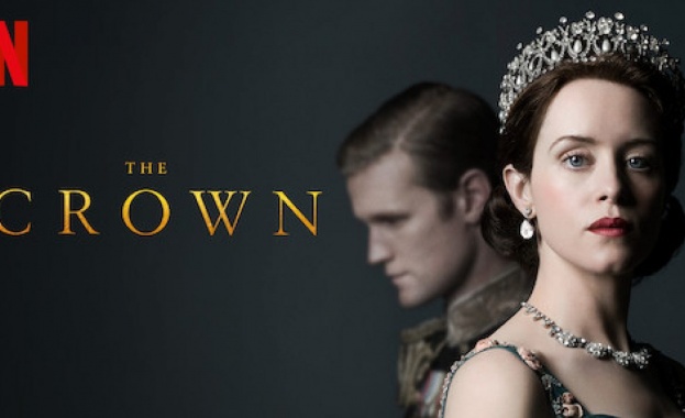 Принцеса Даяна и Маргарет Тачър пристигат на вратите на двореца