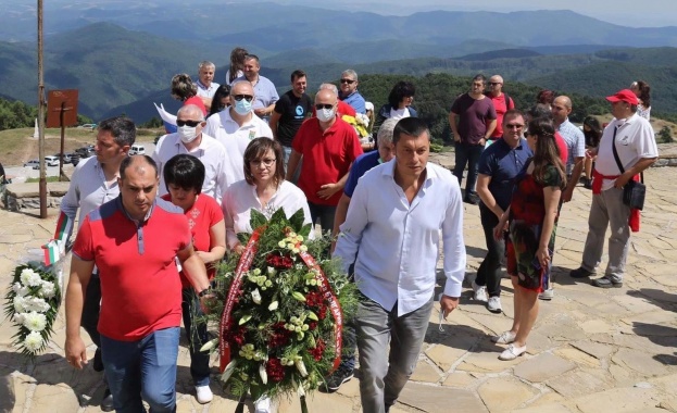 Шипка е най високият връх на българското достойнство написа в страницата