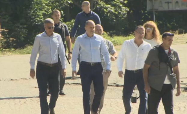 Президентът Румен Радев участва в отбелязването на 143 години от